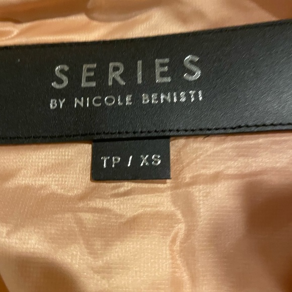 Series by Nicole Benisti NWT sz XS ( worn once -real fox fur)  -Caramel/🥂 color - Picture 16 of 17